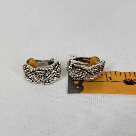 Vintage Vendome Women's Clip On Earrings Silver Tone Braid - Picture 14 of 15